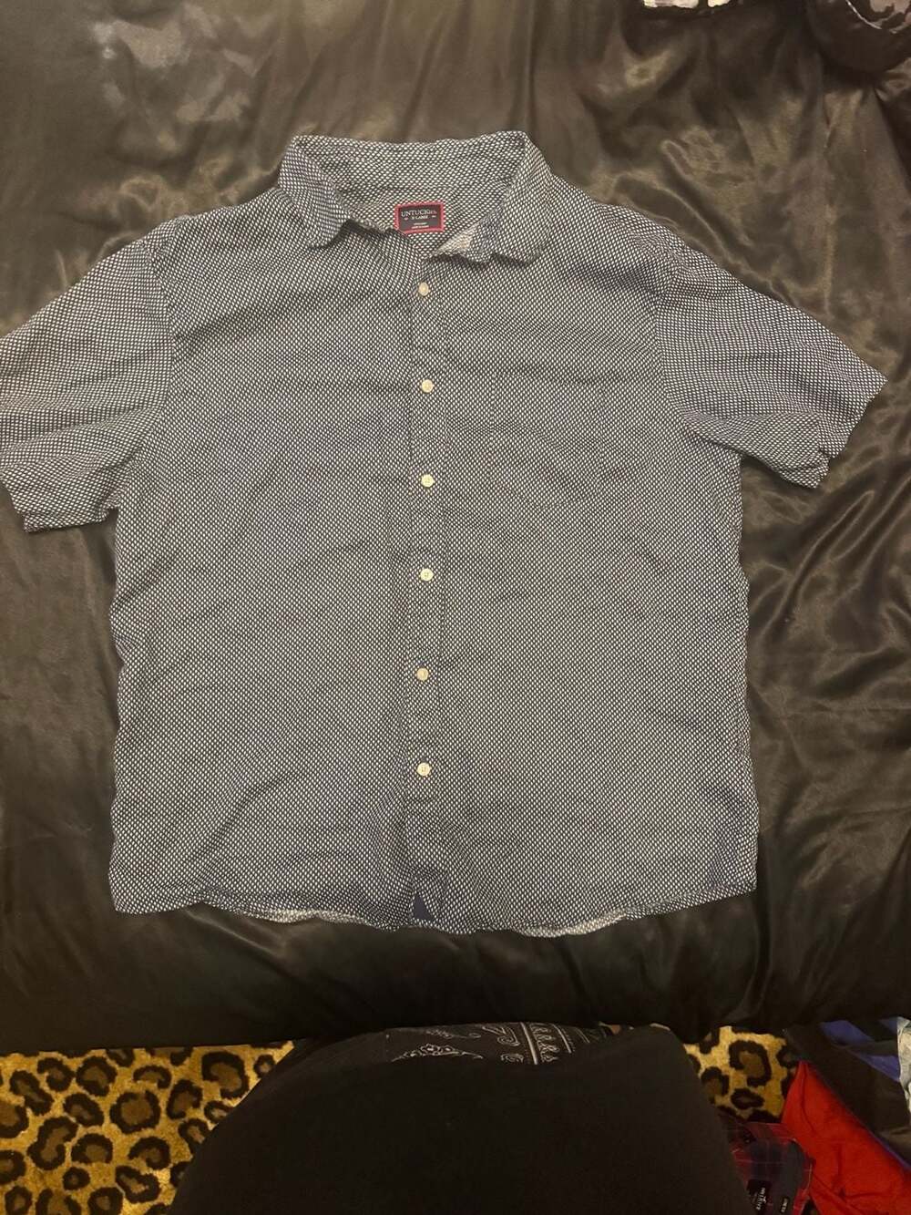 UNTUCKit Cadalso Short Sleeve Linen Button Down Shirt Navy Blue Geometric XL